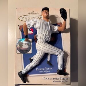 Hallmark Keepsake Derek Jeter Ornament
